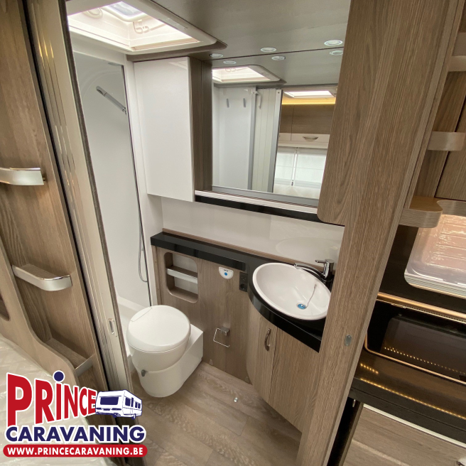 Hobby - Prestige 560 FC