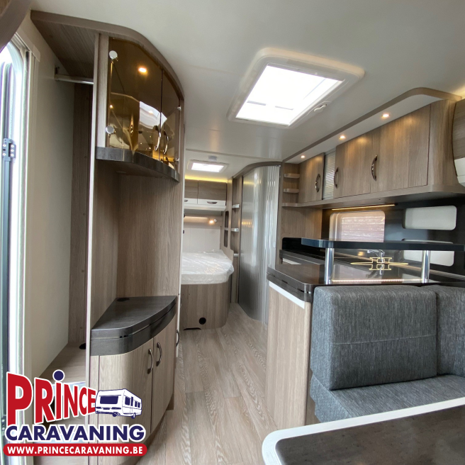 Hobby - Prestige 560 FC