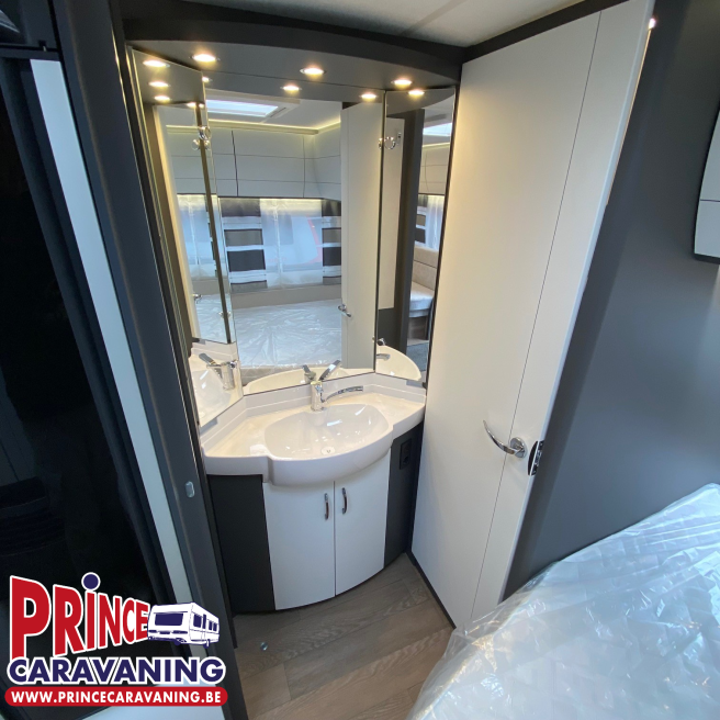 Hobby Excellent Edition 460 UFe