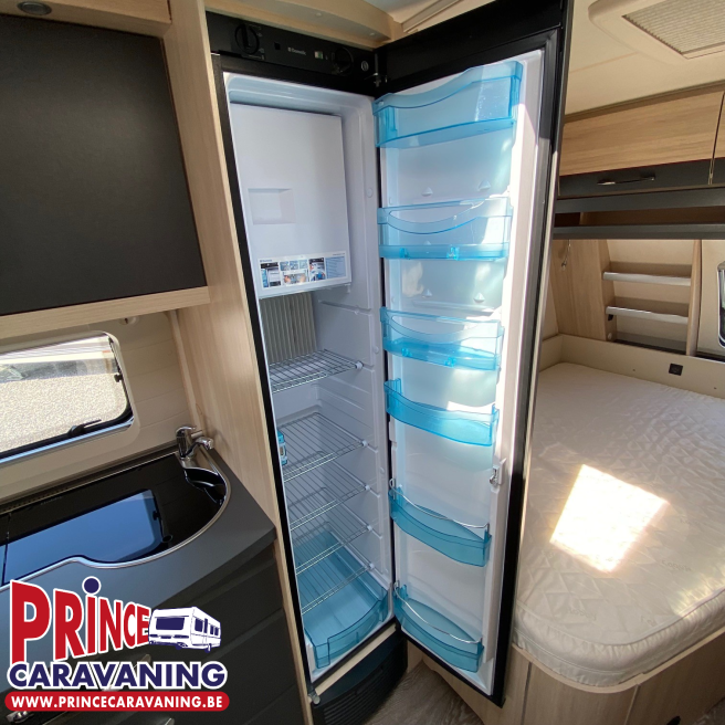 Hobby De Luxe 460 UFe