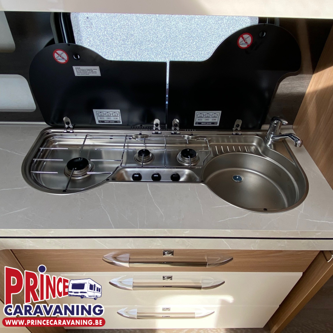 Hobby Prestige 5860 CFe