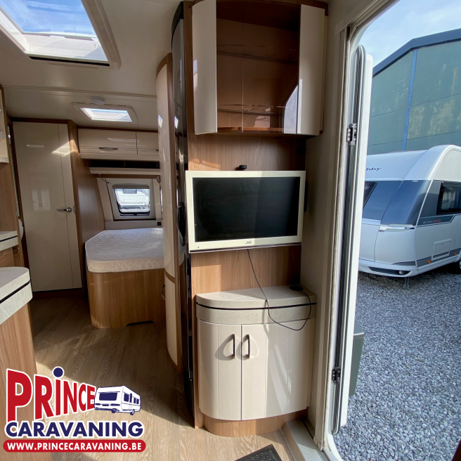 Hobby Prestige 5860 CFe