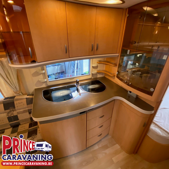 Hobby De Luxe 460 UFe