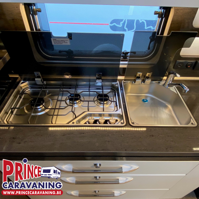 Hobby Prestige 720 KWFU