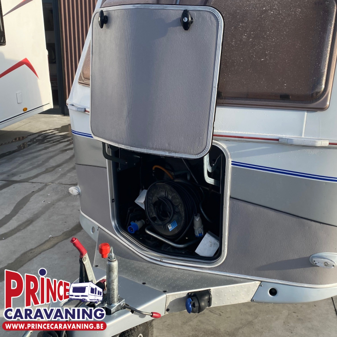 Eriba Familia 320 GT