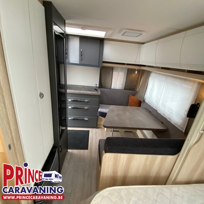 Hobby De Luxe 400 SFe